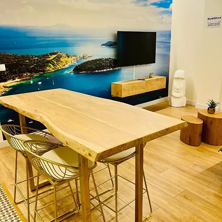 North Shore 2 Apartment *