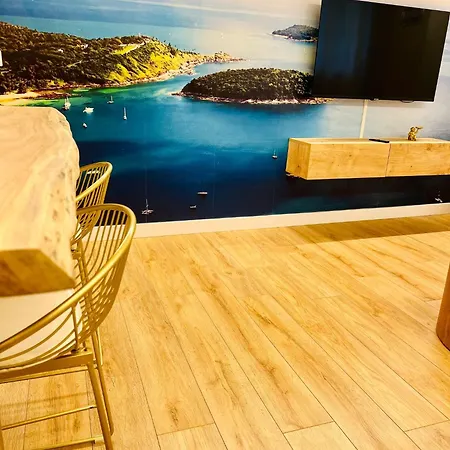 North Shore 2 Апартаменты *